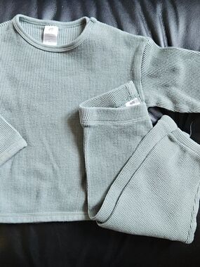 H&M Kids Sage Green Waffle Knit Set